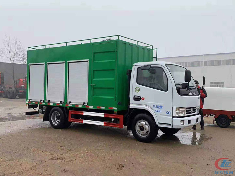 綠色清新款東風(fēng)污水處理車