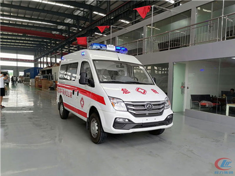 大通V80短軸中頂國六救護車