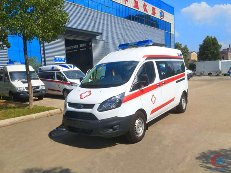 福特V362短軸中頂國六柴油版救護車