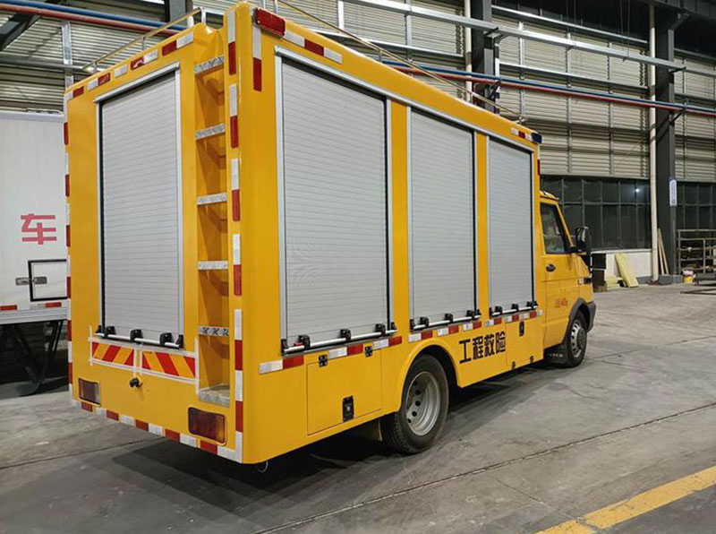 國六依維柯歐勝救險車