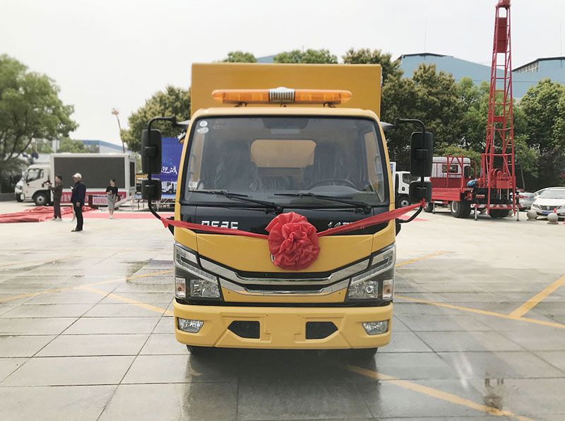 國六東風(fēng)小多利卡救險(xiǎn)車