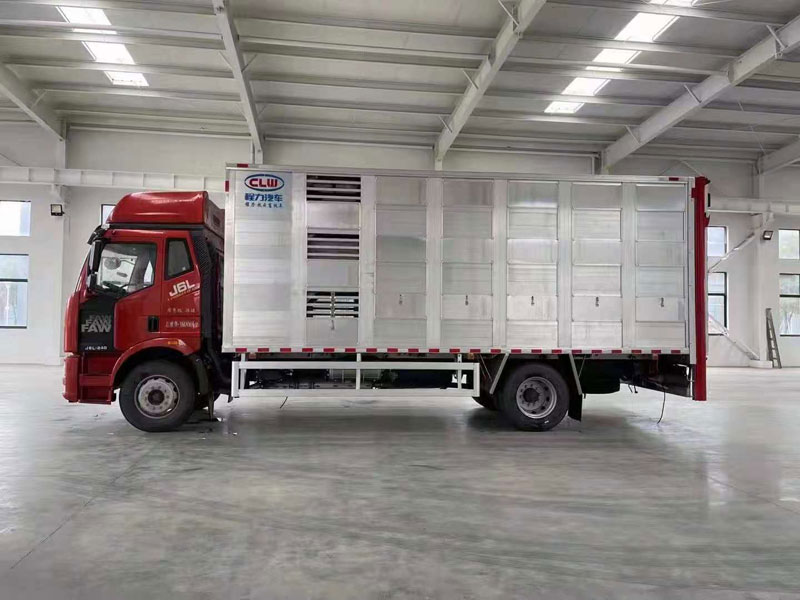 國六解放J6畜禽運輸車