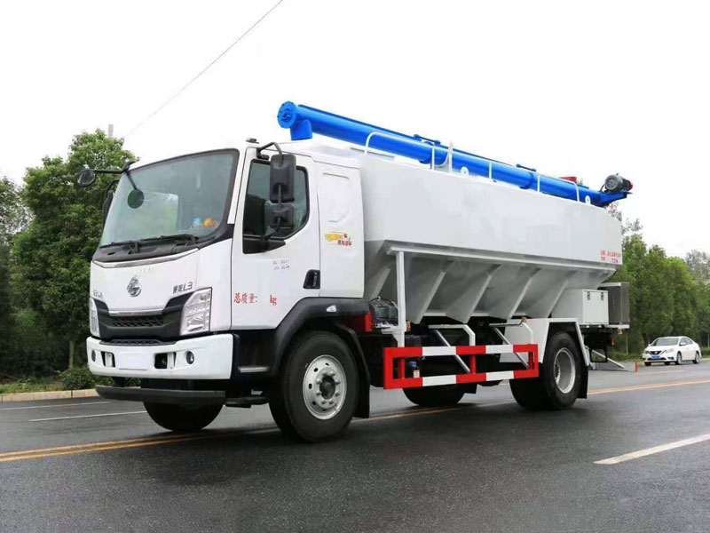 國(guó)六東風(fēng)柳汽乘龍單橋散裝飼料車(chē)