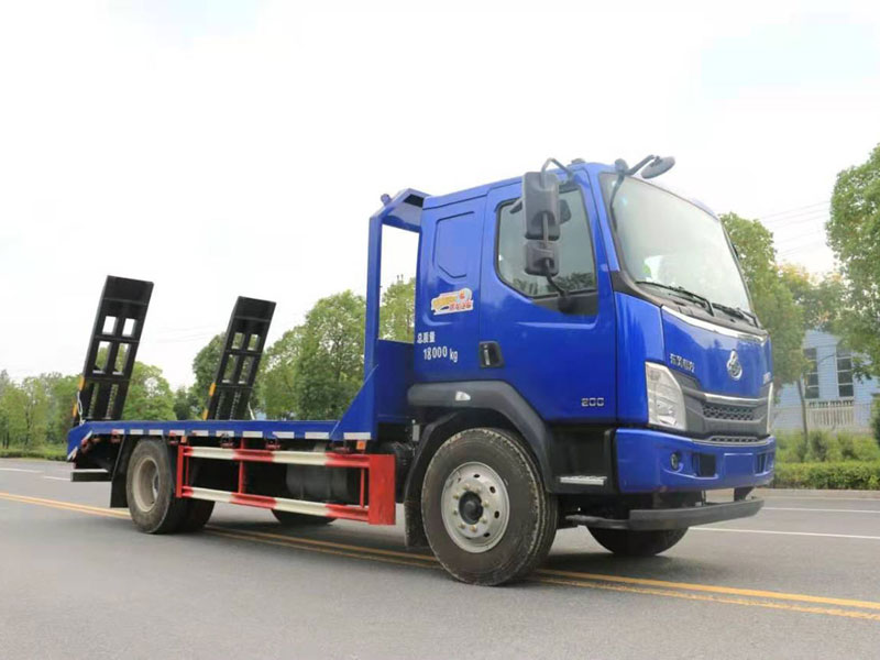 國六東風柳汽乘龍單橋平板運輸車