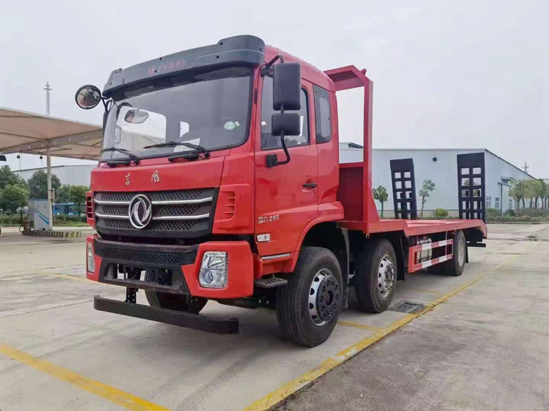 國(guó)六東風(fēng)D17-Z小三軸平板運(yùn)輸車