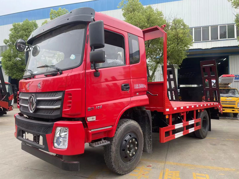 國(guó)六東風(fēng)K6單橋平板運(yùn)輸車(chē)
