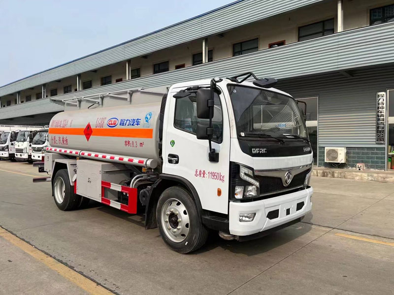 東風福瑞卡8.3立方加油車