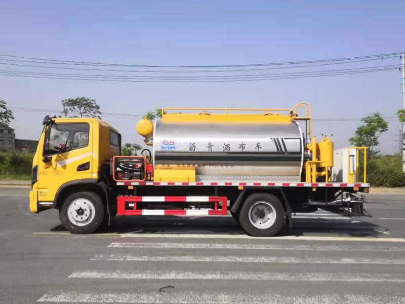 國六東風華神6.3立方智能型瀝青灑布車