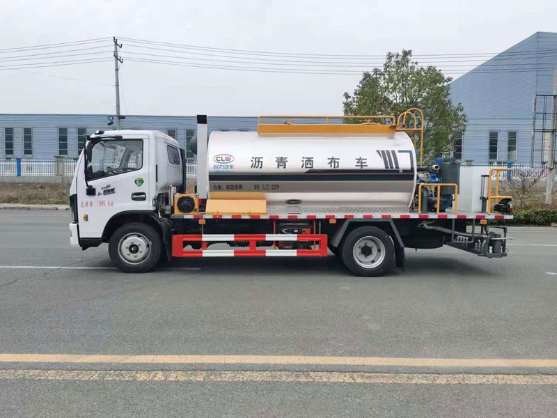 國六東風多利卡7方瀝青灑布車