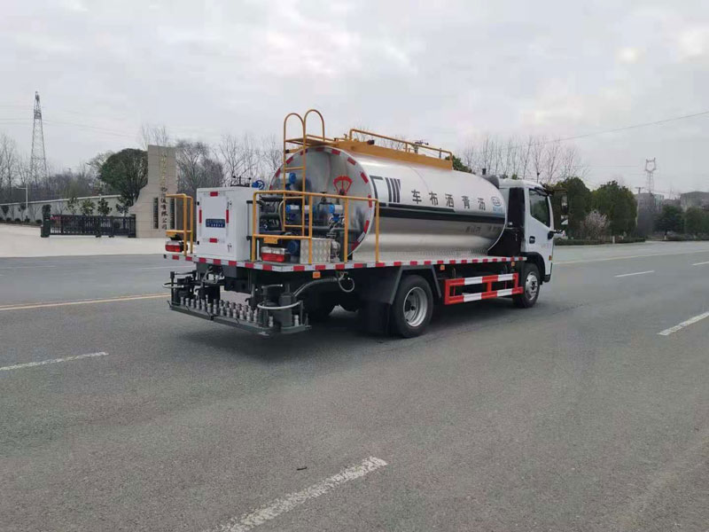 國六東風多利卡7方瀝青灑布車