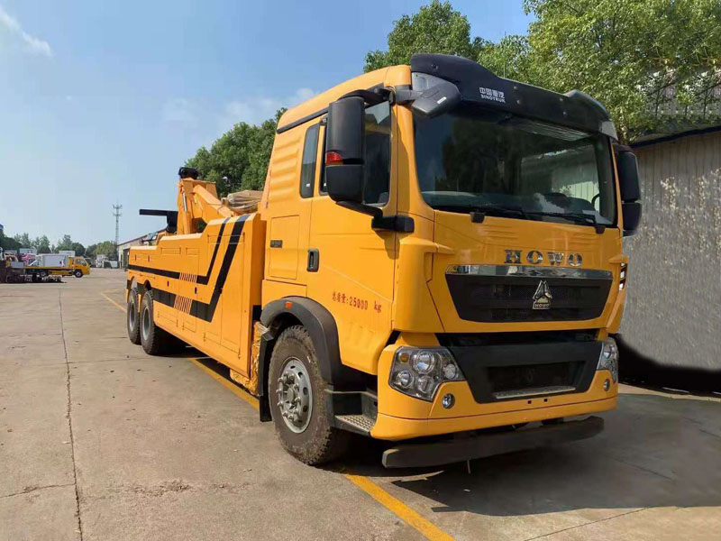 國六重汽豪沃后雙橋拖吊連體清障車