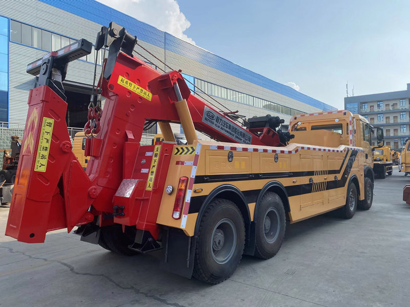 國六重汽豪沃前四后八一拖一清障車