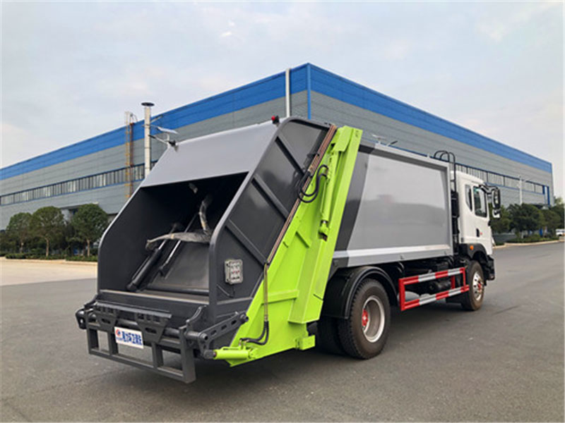 東風D9系列12方壓縮垃圾車