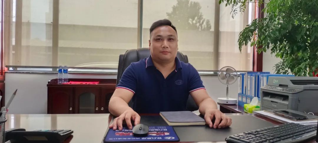 經驗交流:樹旗幟立標桿,學先進謀發展----程力汽車制造有限公司創新創業先進事跡引發企業比、學、趕、幫、超及勇拼搏敢作為的熱潮