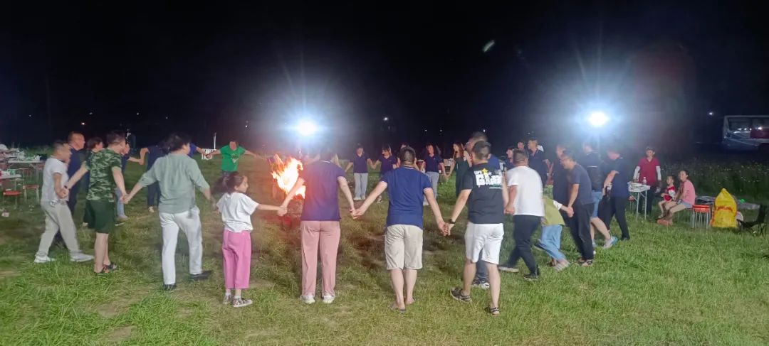 經驗交流:樹旗幟立標桿,學先進謀發展----程力汽車制造有限公司創新創業先進事跡引發企業比、學、趕、幫、超及勇拼搏敢作為的熱潮