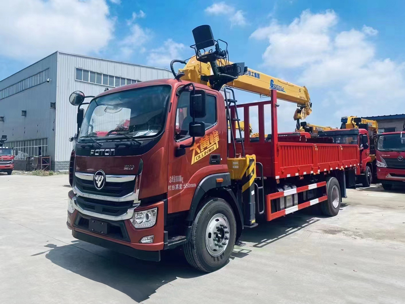 福田奧鈴國(guó)六隨車(chē)吊