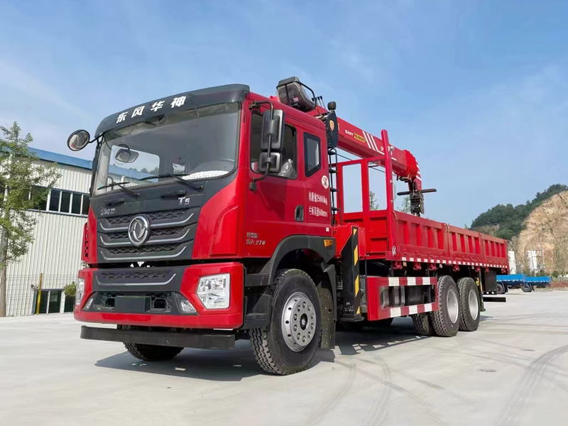 東風華神T5國六后雙橋隨車吊