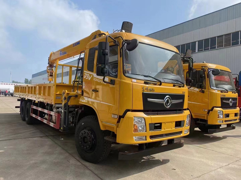 國六東風暢行D3V后雙橋隨車吊