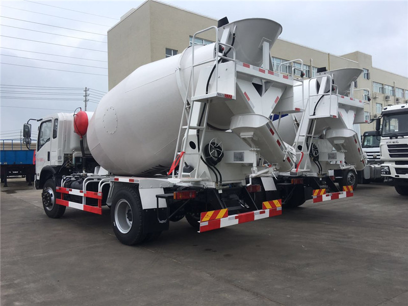 東風六方攪拌車