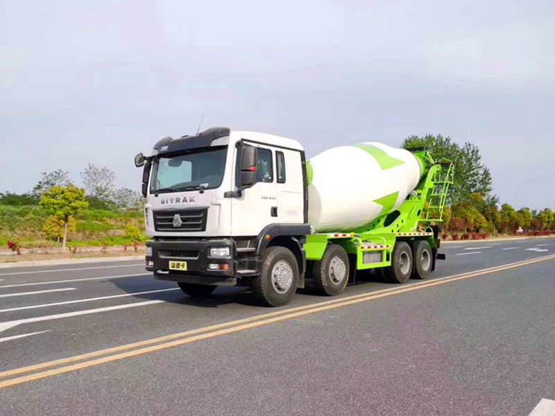 重汽汕德卡輕量化10方12方攪拌車