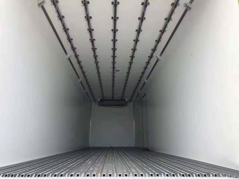 東風(fēng)天龍VL前四后八9米6冷藏車(chē)