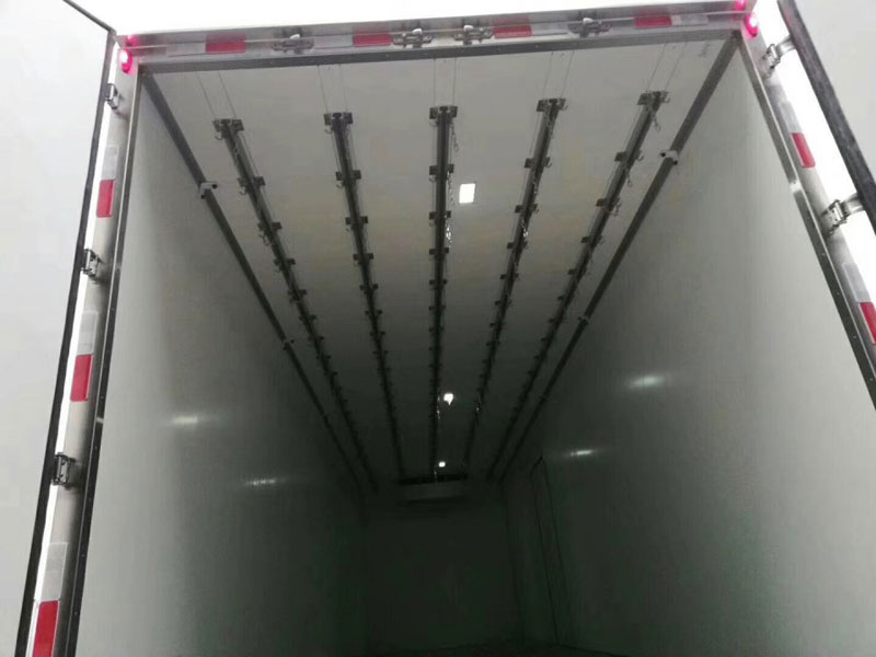 解放JH6前四后八9米6冷藏車