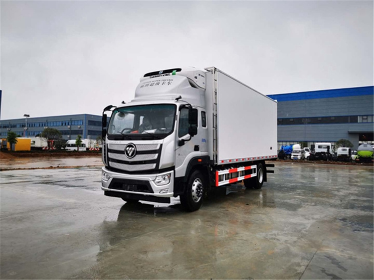 國六福田歐航6.8米冷藏車
