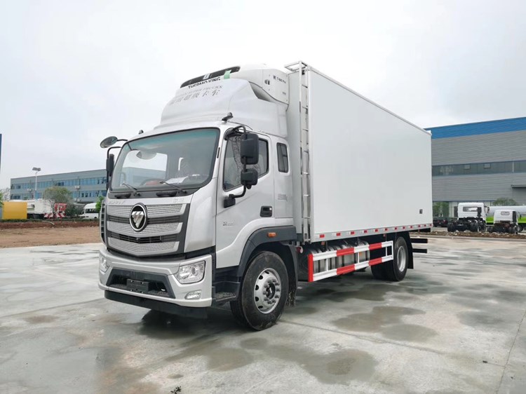 國六福田歐航6.8米冷藏車