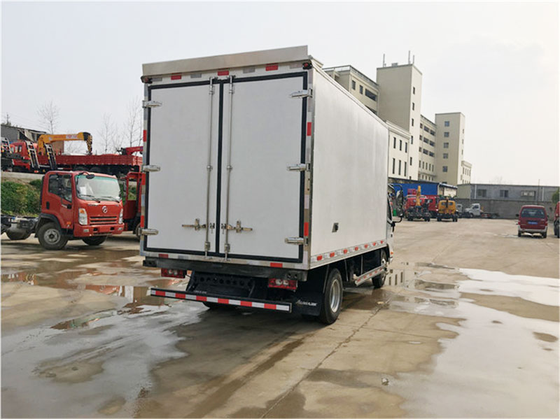 程力歐馬可4米2冷藏車