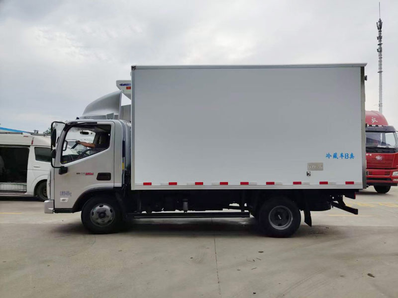 程力奧鈴4米2冷藏車