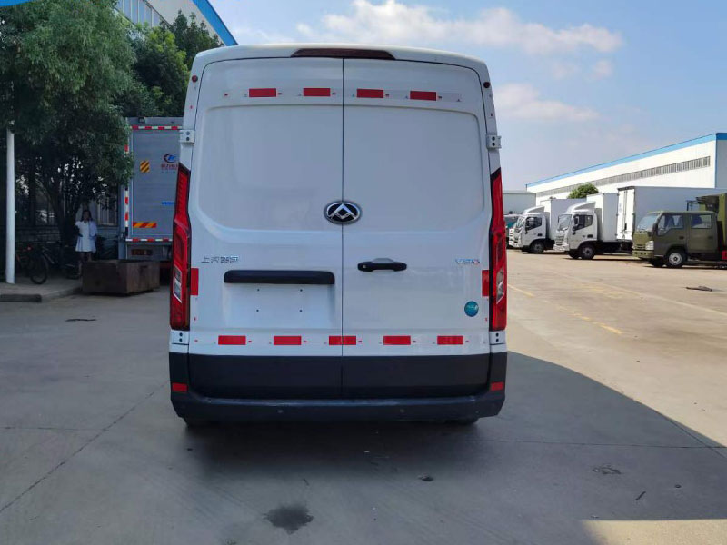 上汽大通小型面包冷藏車