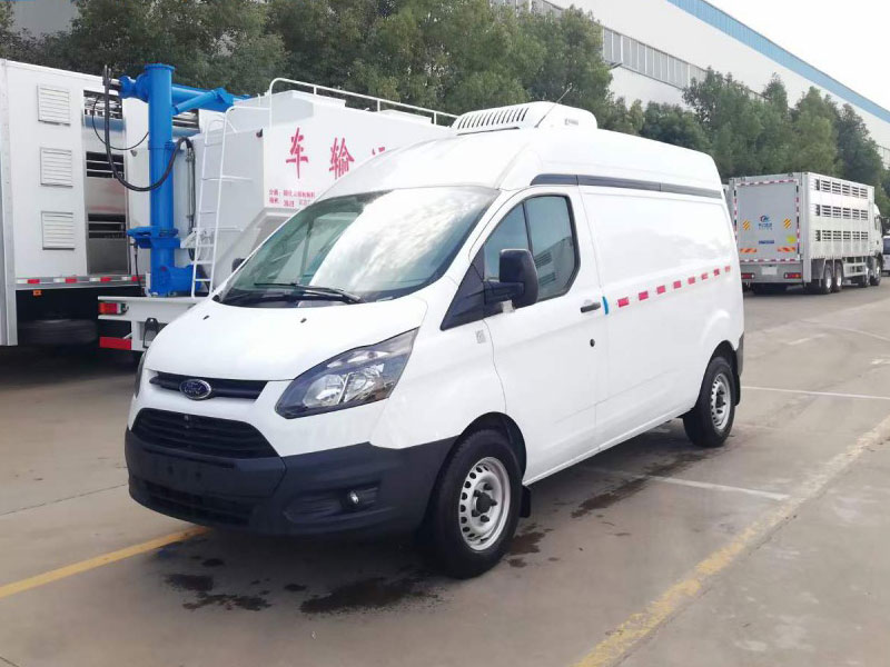 福特全順小型面包冷藏車