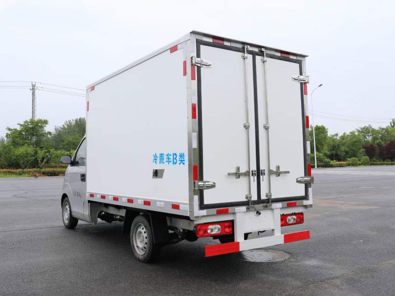 開瑞2.8米小型冷藏車