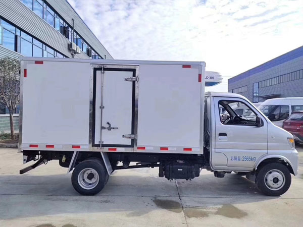 長安T20小型冷藏車