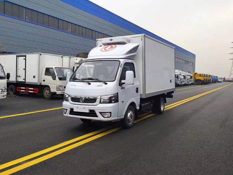 國六東風(fēng)途逸3.5米小型冷藏車