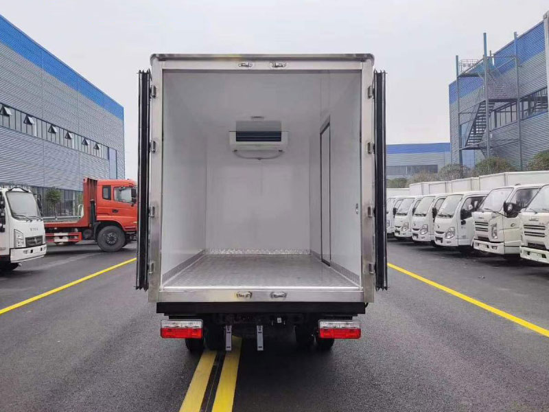 國六東風(fēng)途逸3.5米小型冷藏車