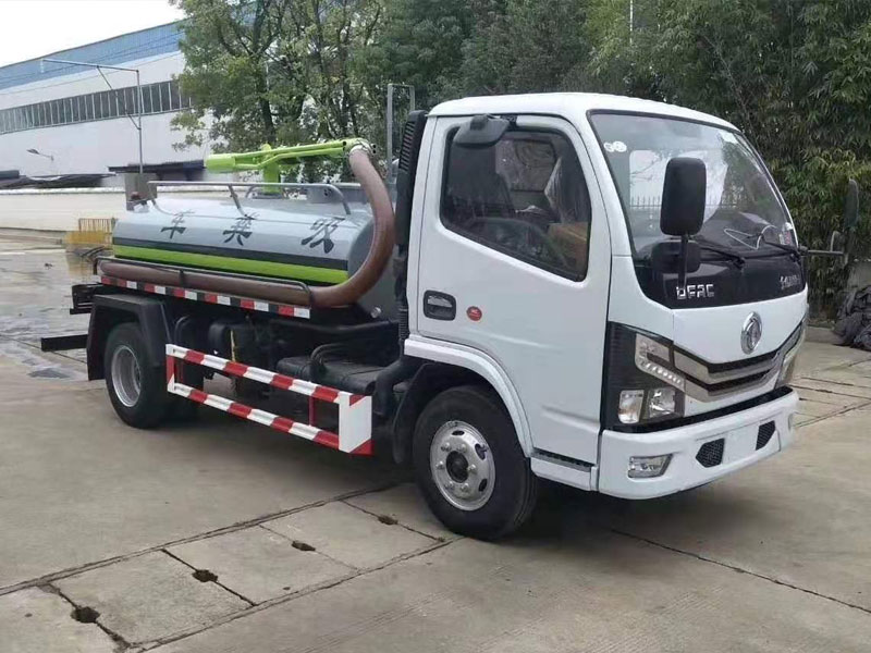 國六排放東風(fēng)多利卡藍(lán)牌2方吸糞車