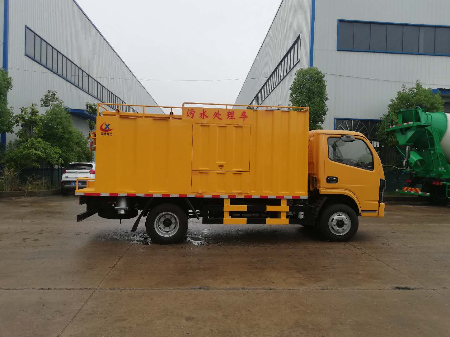 國六東風3308污水處理車