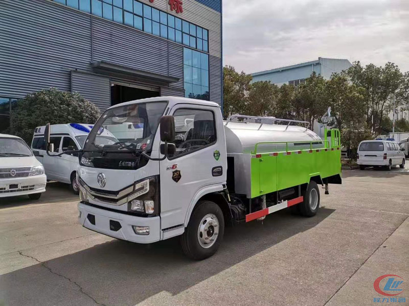 國六小多利卡疏通車清洗帶灑水