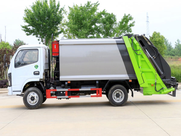 國六小福瑞卡6方壓縮垃圾車