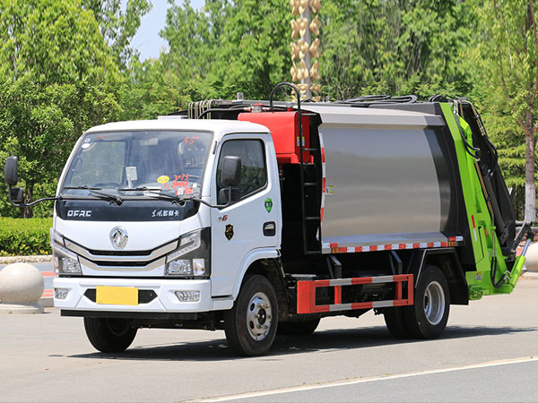 國(guó)六小多利卡6方壓縮垃圾車