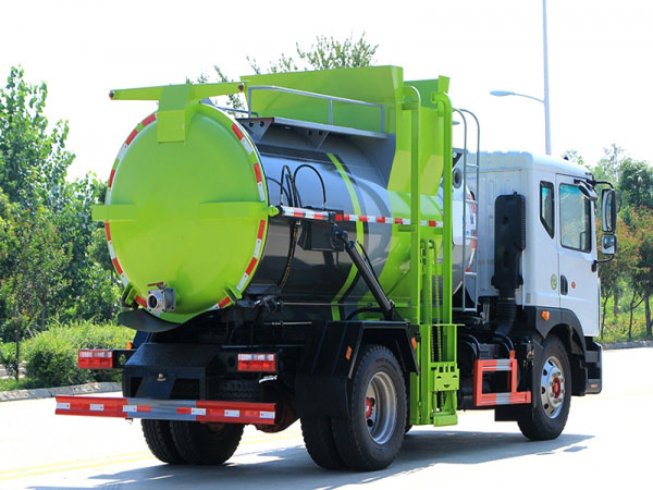 國六東風D9 9.5方餐廚垃圾車(圓罐)