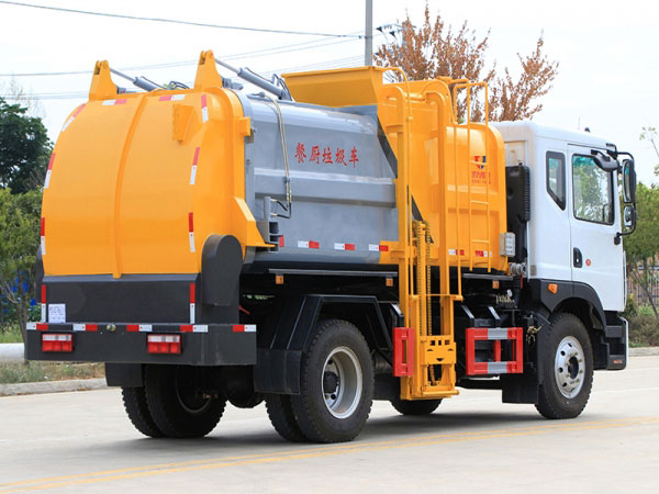 國(guó)六東風(fēng)D9 9.5方餐廚廂式垃圾車