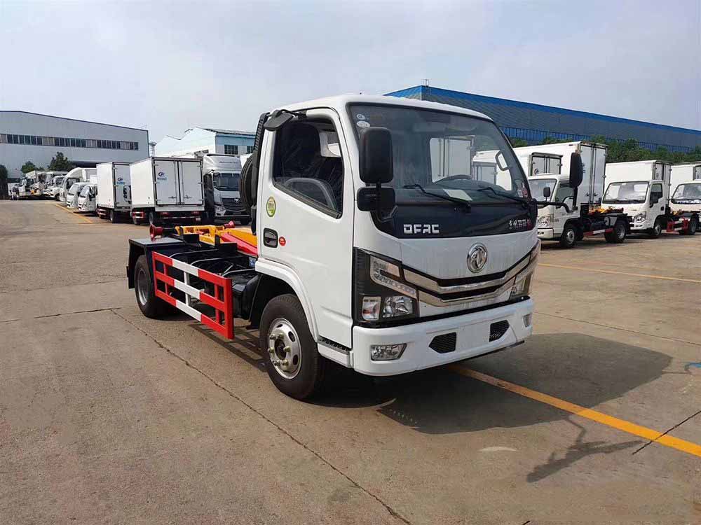 國六5方東風D6勾臂垃圾車
