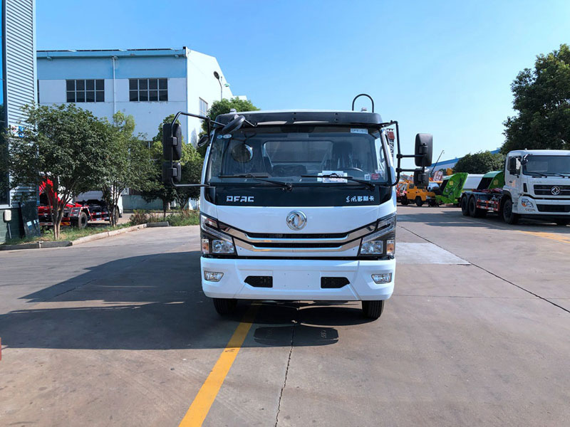 國六8立方東風D7壓縮垃圾車