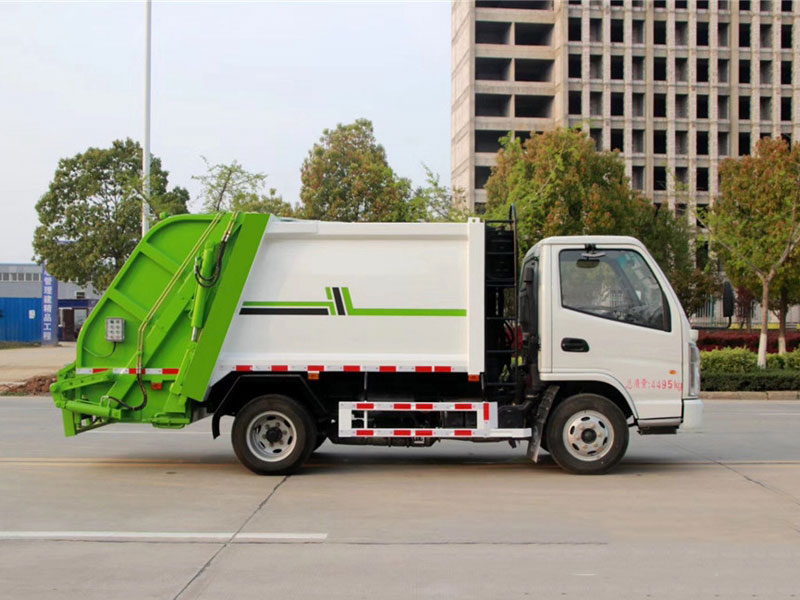 國六4立方藍(lán)牌凱馬壓縮垃圾車