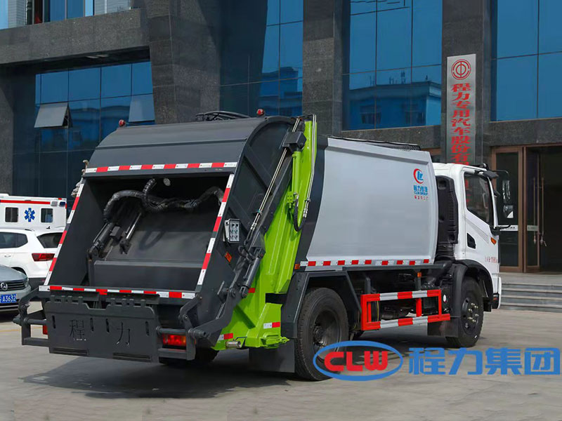 程力集團國六重汽豪沃壓縮垃圾車