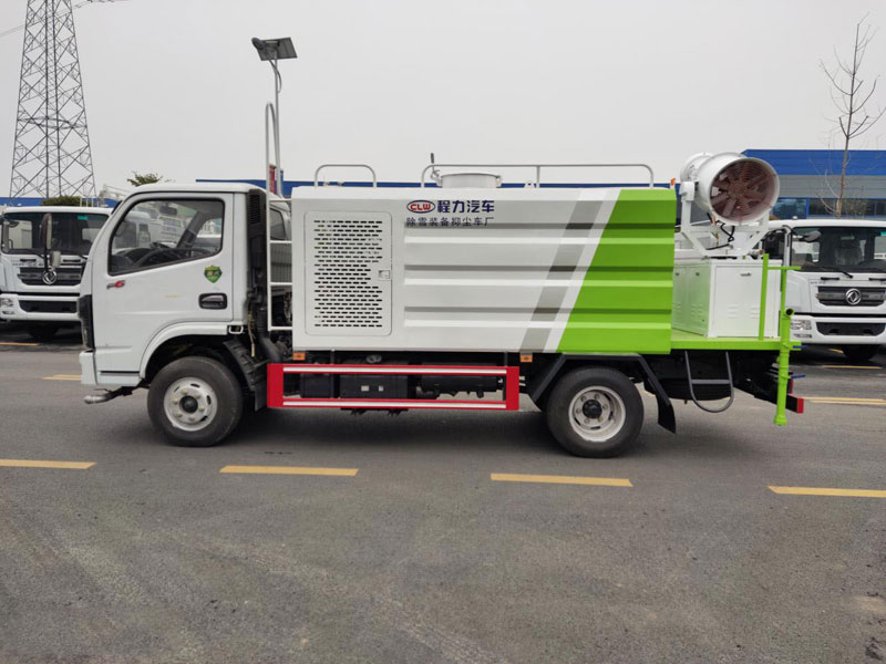 國六東風D6型防疫消毒車