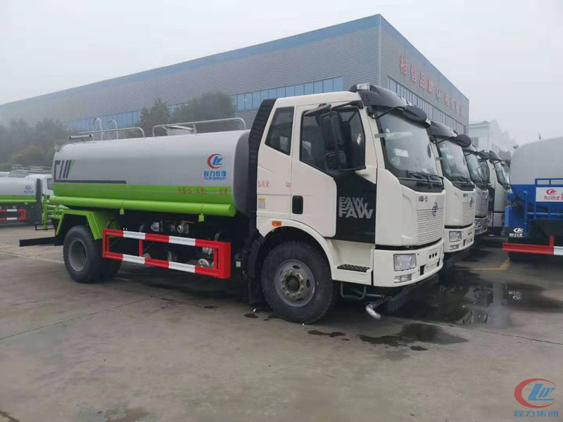 國六解放J6L灑水車
