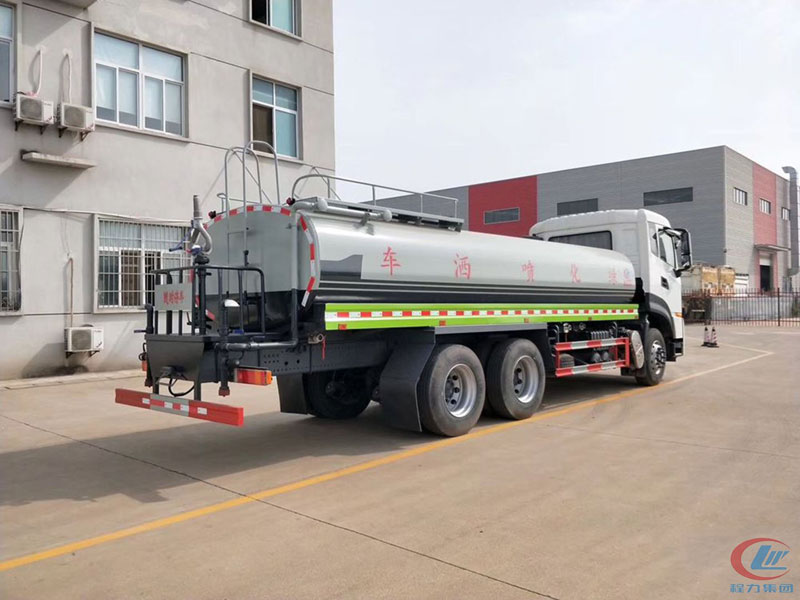 國六東風天龍后雙橋18-20立方灑水車